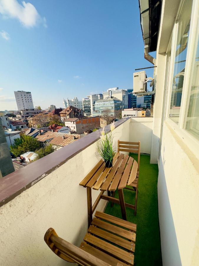 Downtown Victoria Apartments By Citybookings Бухарест Номер фото